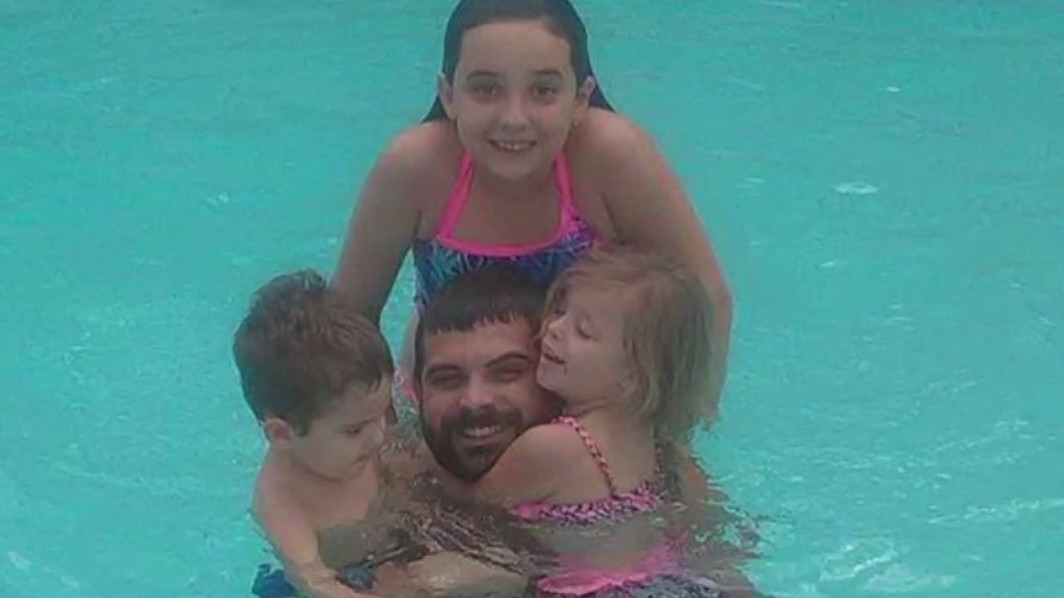 Friends remember father of 3 murdered in Lakeland